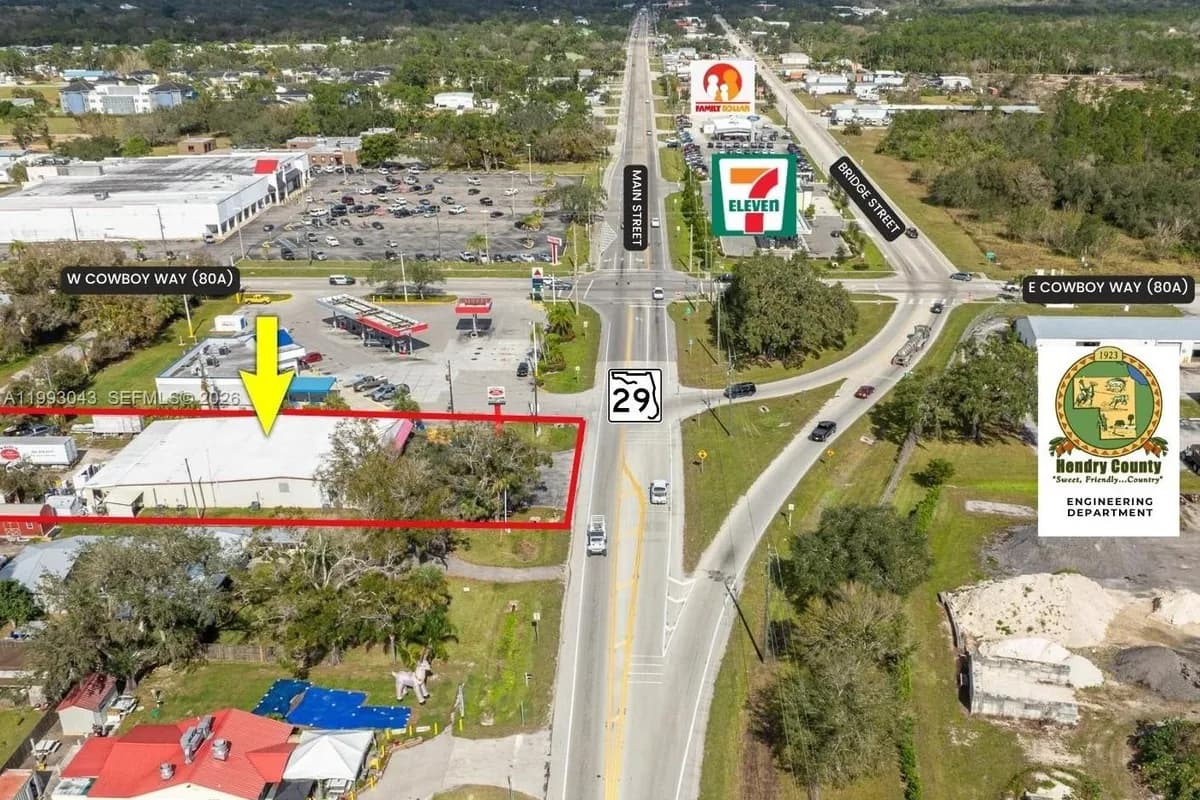 1060 SR 29 S, La Belle FL 33935