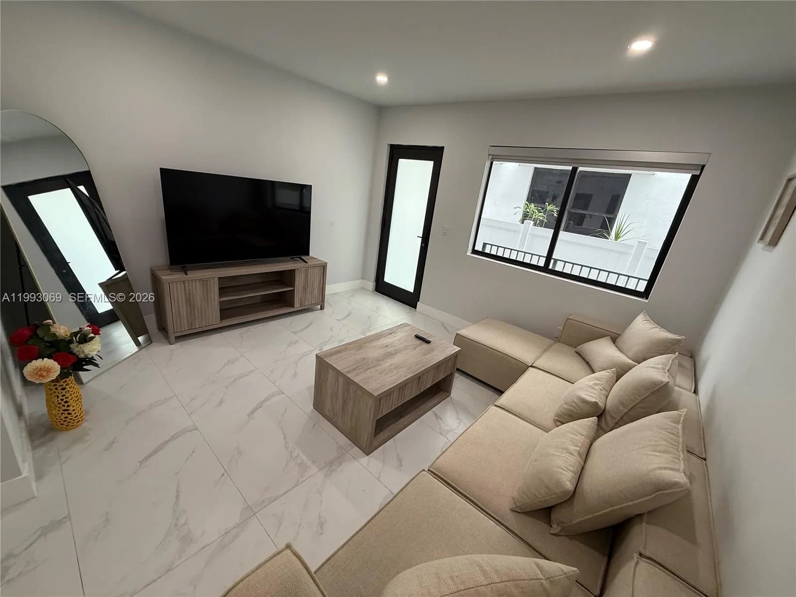 944 Jefferson Ave # 13, Miami Beach FL 33139