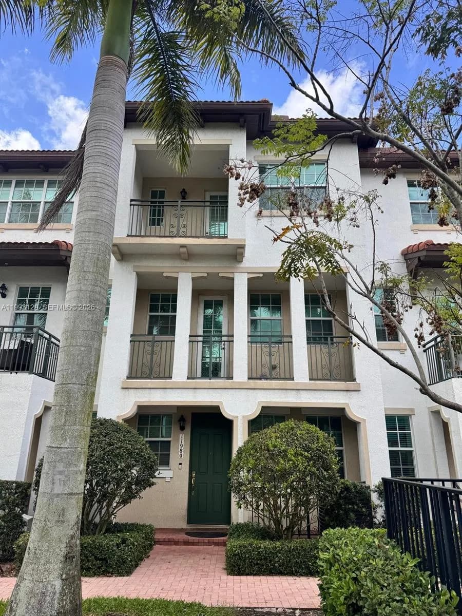 11980 SW 29th St, Miramar FL 33025