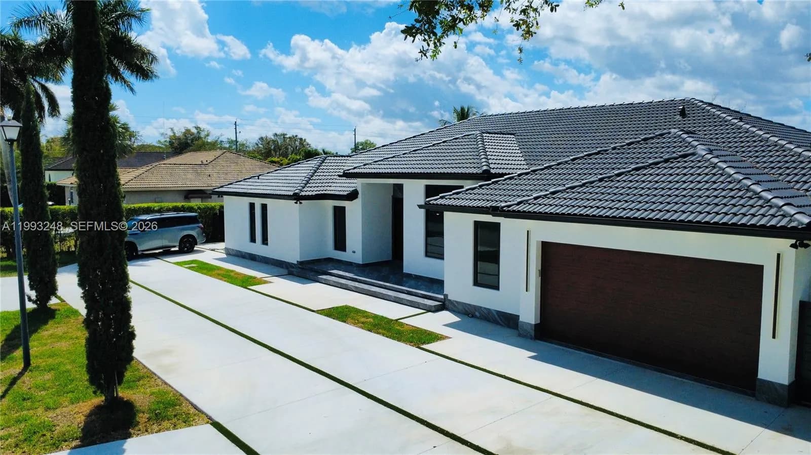 5 bedroom 3 bath for sale at 19880 SW 134th Ave, Miami FL 33177