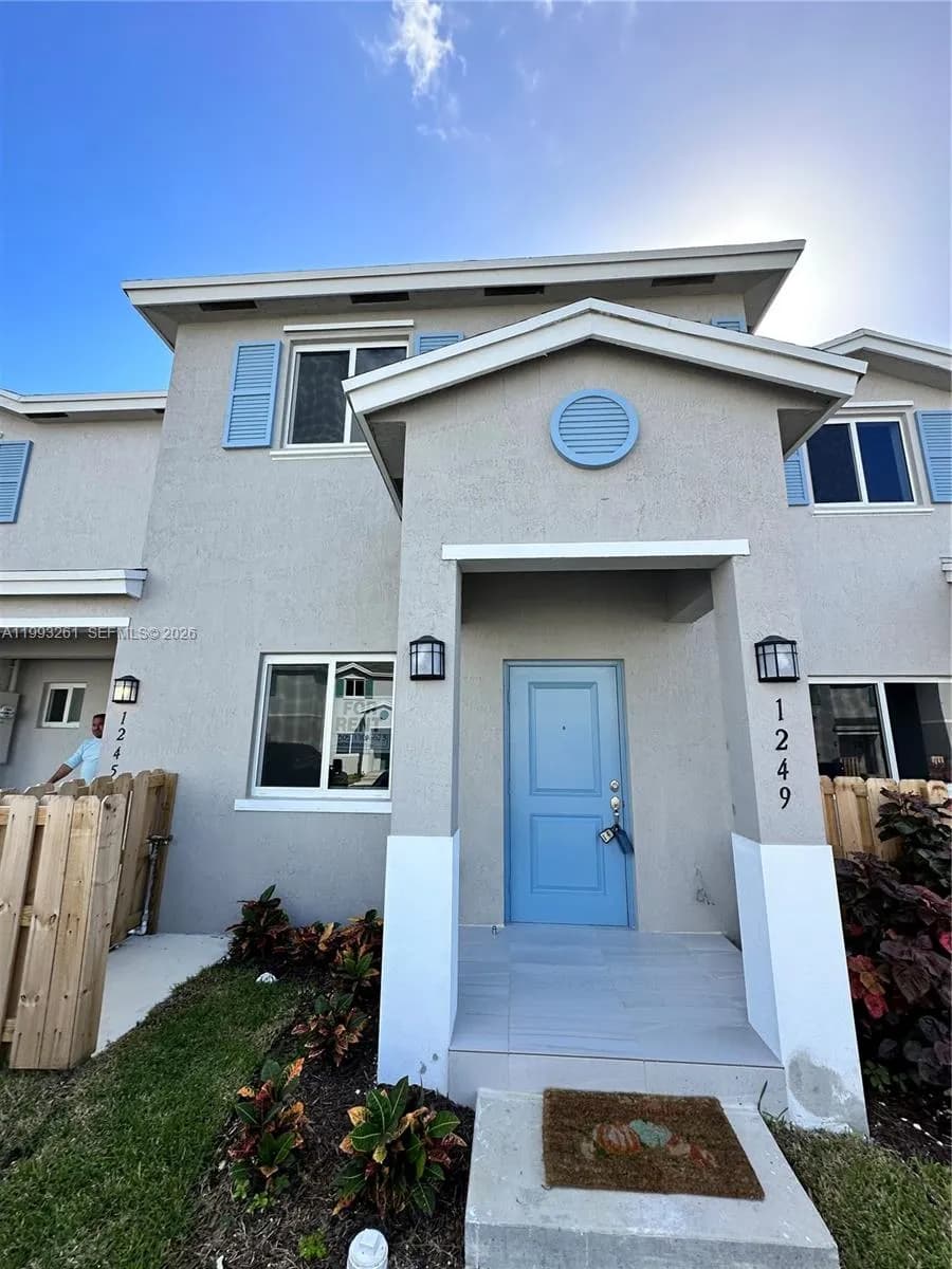 1245 NW 3rd Ln, Florida City FL 33034