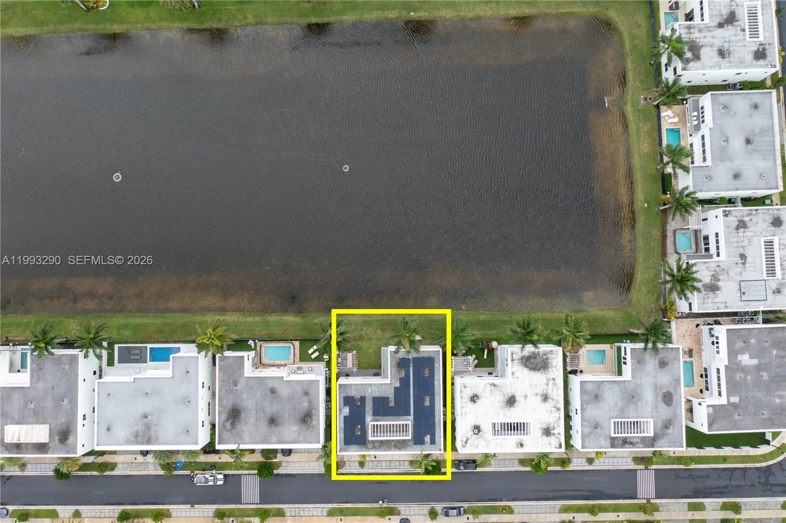 10272 NW 75th Ter, Doral FL 33178