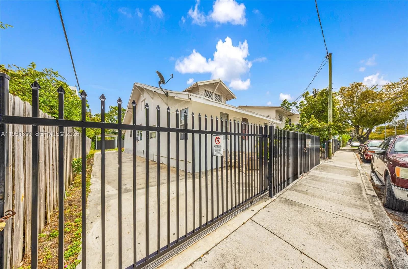 127 SW 7th Ave, Miami FL 33130