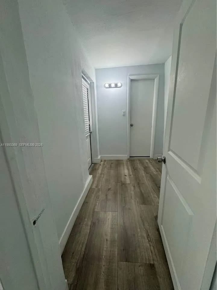 7620 SW 21 # 2, Miami FL 33155