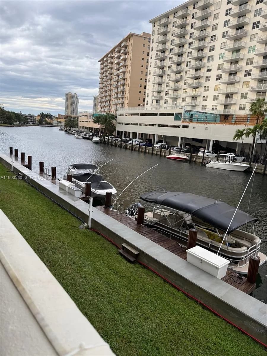 440 Paradise Isle Blvd # 205, Hallandale Beach FL 33009