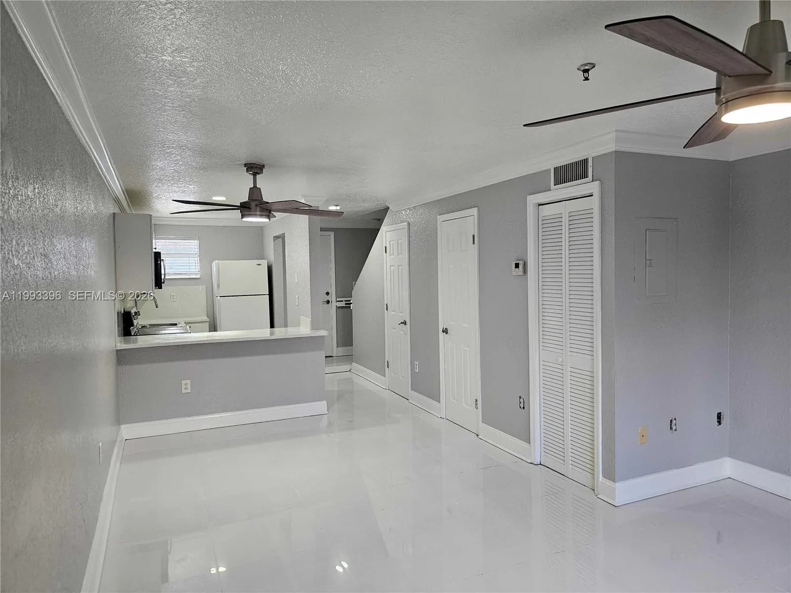 8027 NW 8th St # 17, Miami FL 33126