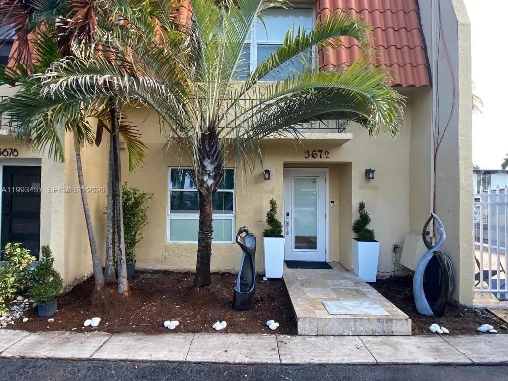3672 NE 167th St # 31, North Miami Beach FL 33160