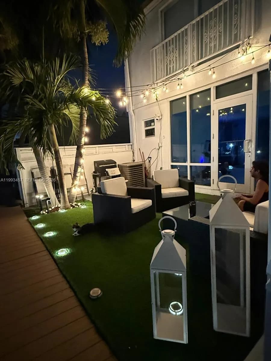 3672 NE 167th St # 31, North Miami Beach FL 33160