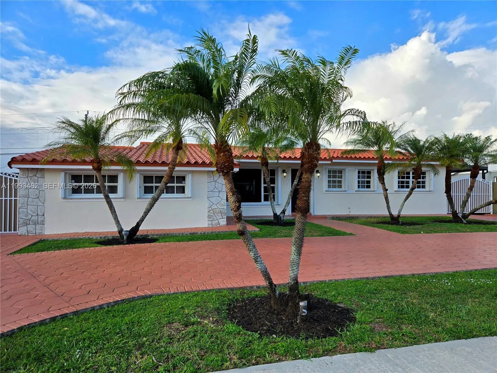 10475 SW 42 TE # 0, Unincorporated Dade County FL 33165