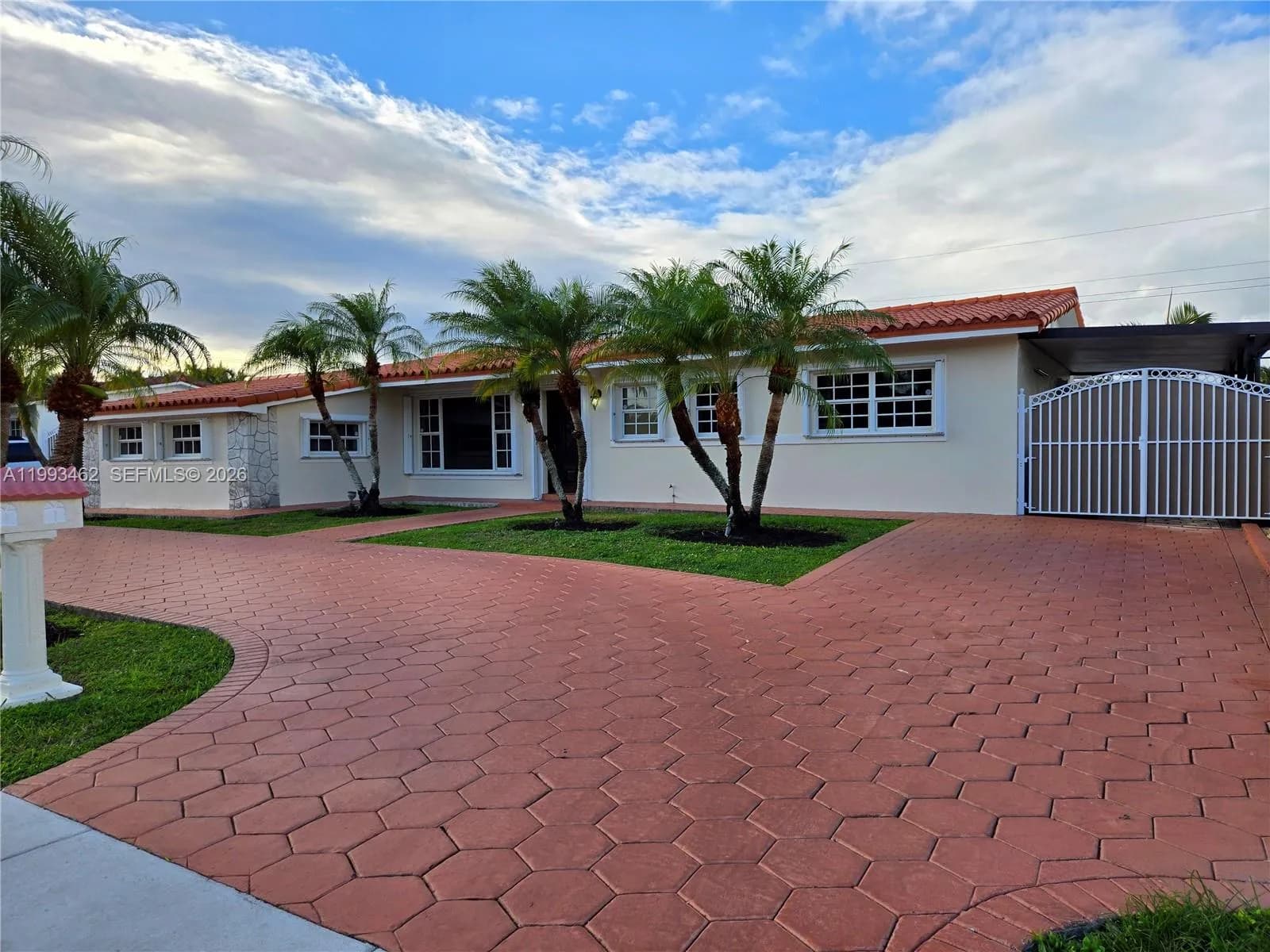 10475 SW 42 TE # 0, Unincorporated Dade County FL 33165