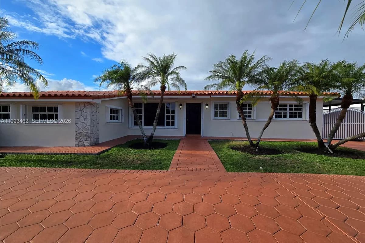 10475 SW 42 TE # 0, Unincorporated Dade County FL 33165