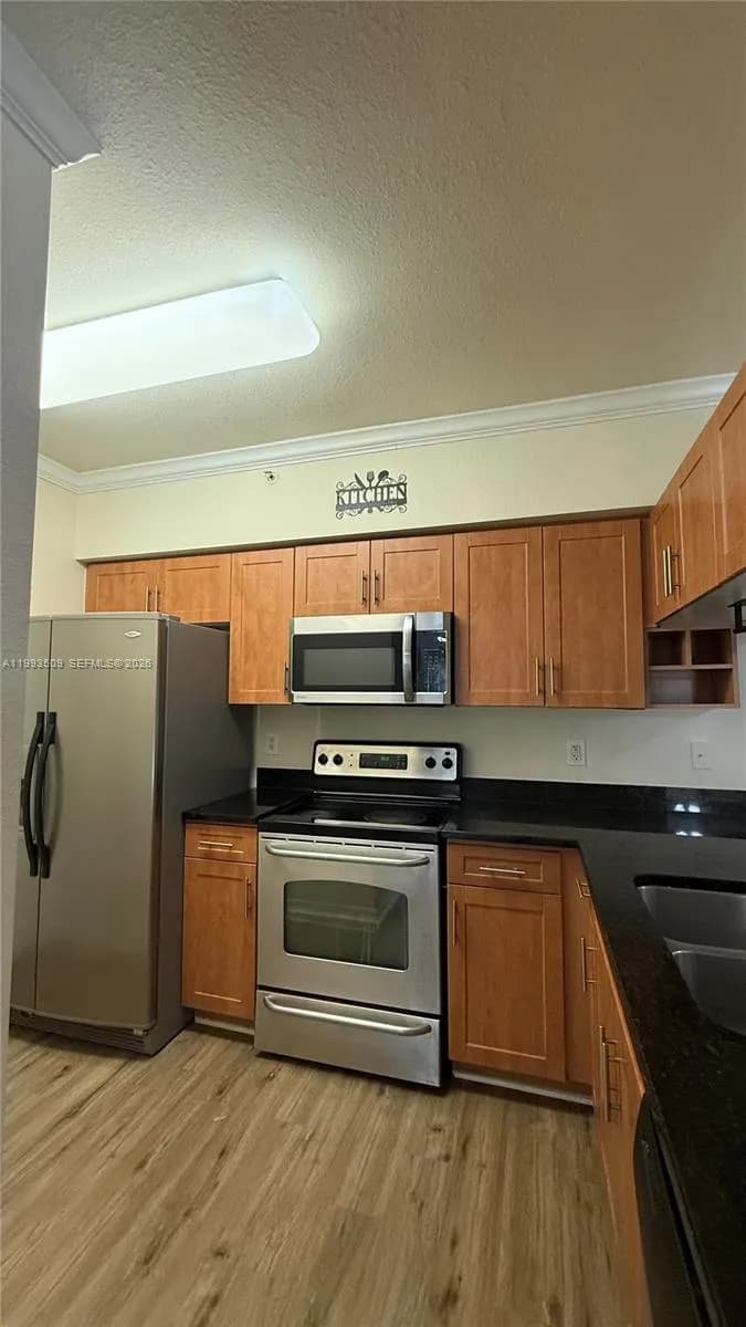 6458 Emerald Dunes Dr # 108, West Palm Beach FL 33411