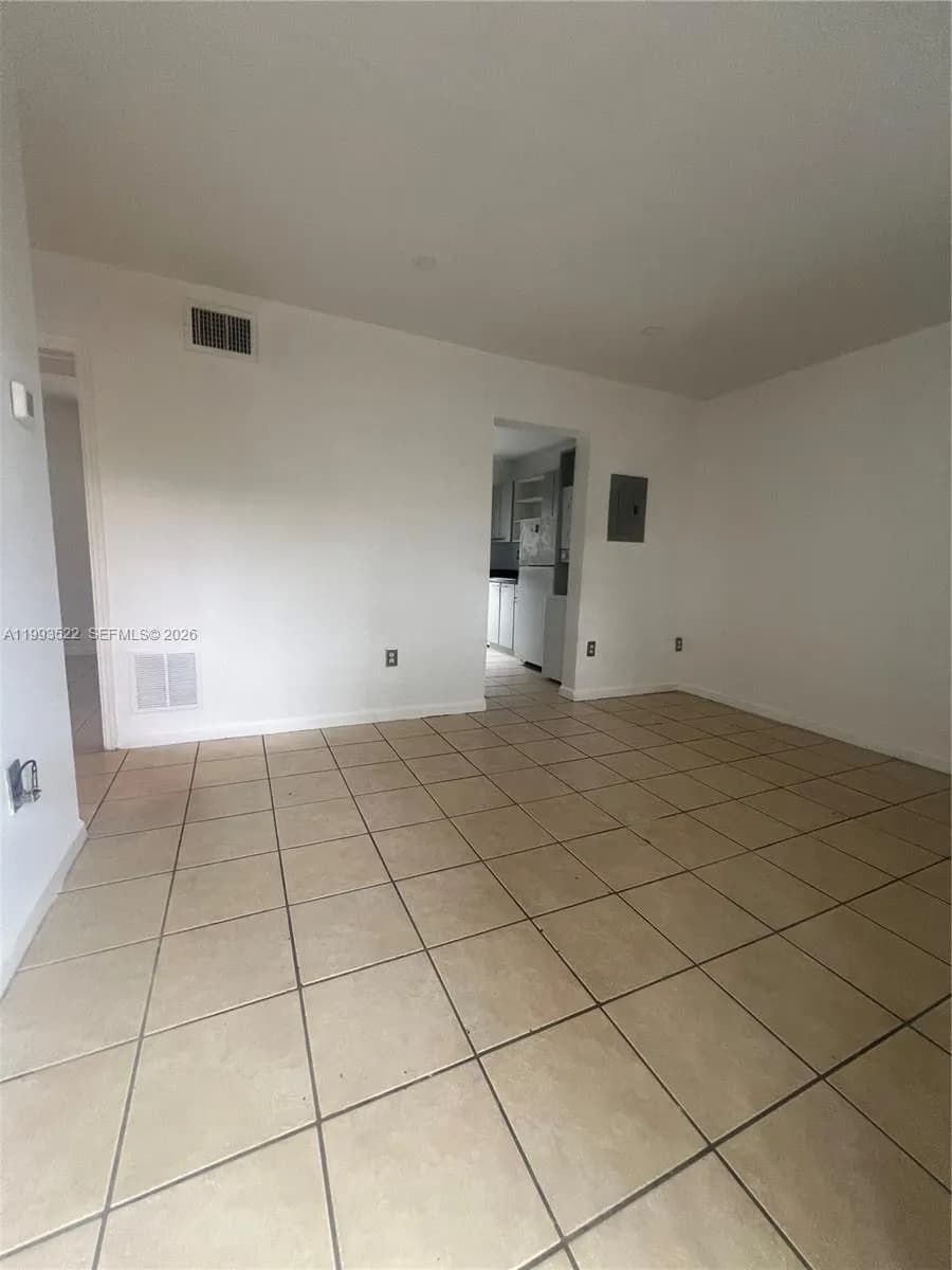 3680 Oak Ave # 2, Miami FL 33133