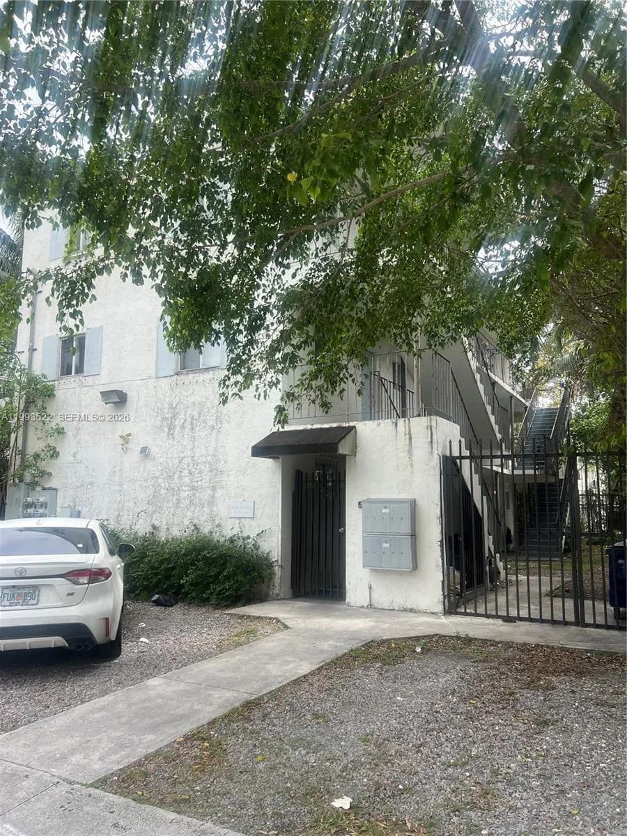 3680 Oak Ave # 2, Miami FL 33133