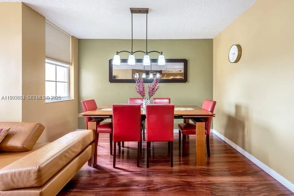 19999 E Country Club Dr # 1302, Aventura FL 33180