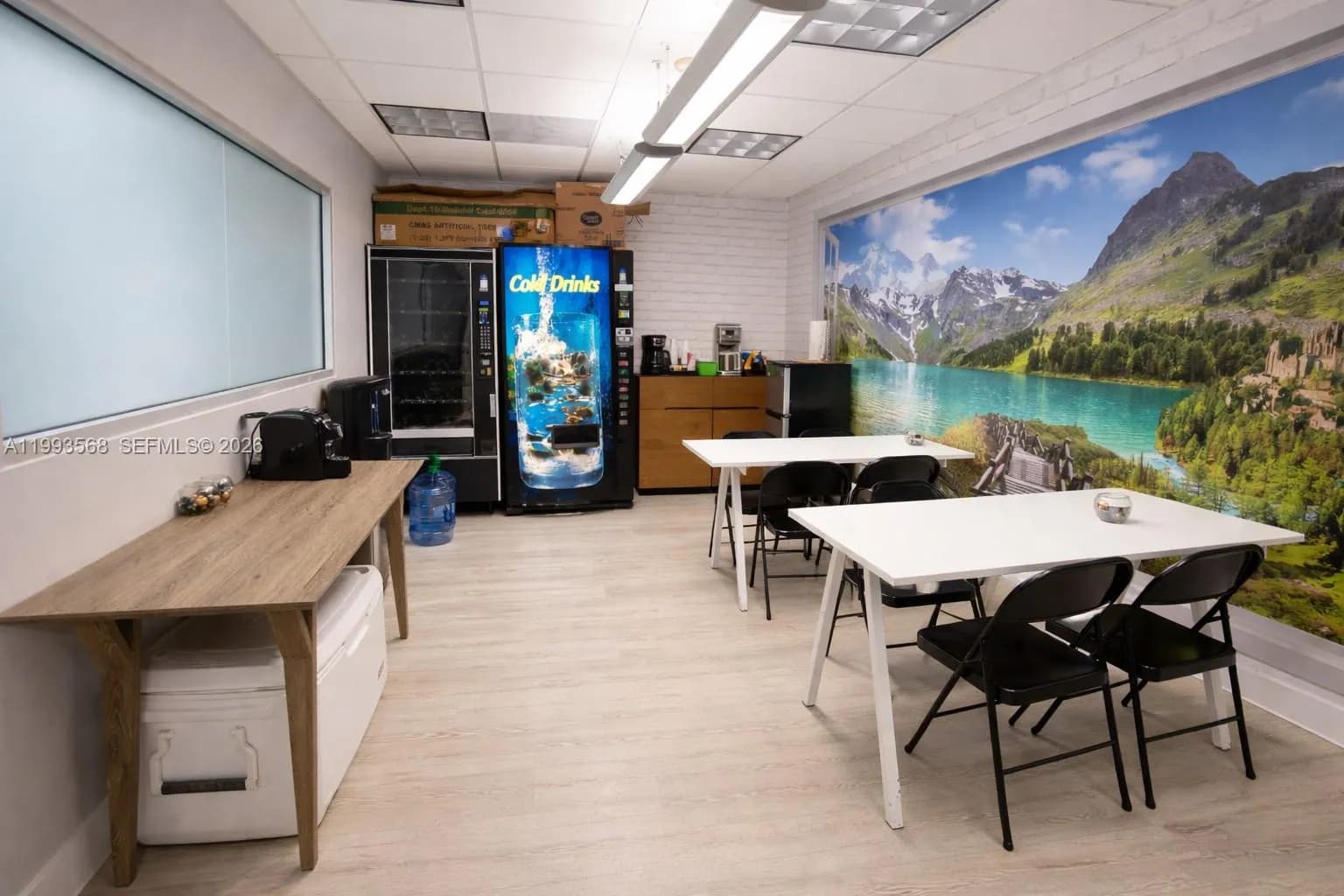 6405 NW 36th St, Virginia Gardens FL 33166