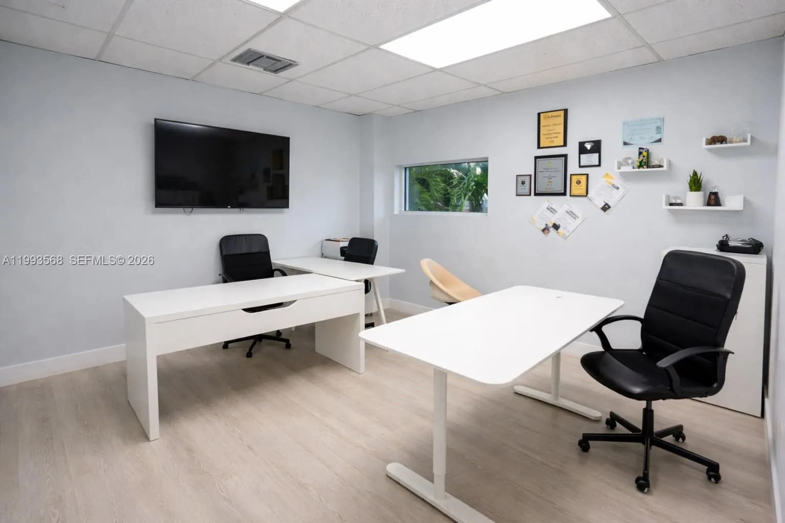 6405 NW 36th St, Virginia Gardens FL 33166