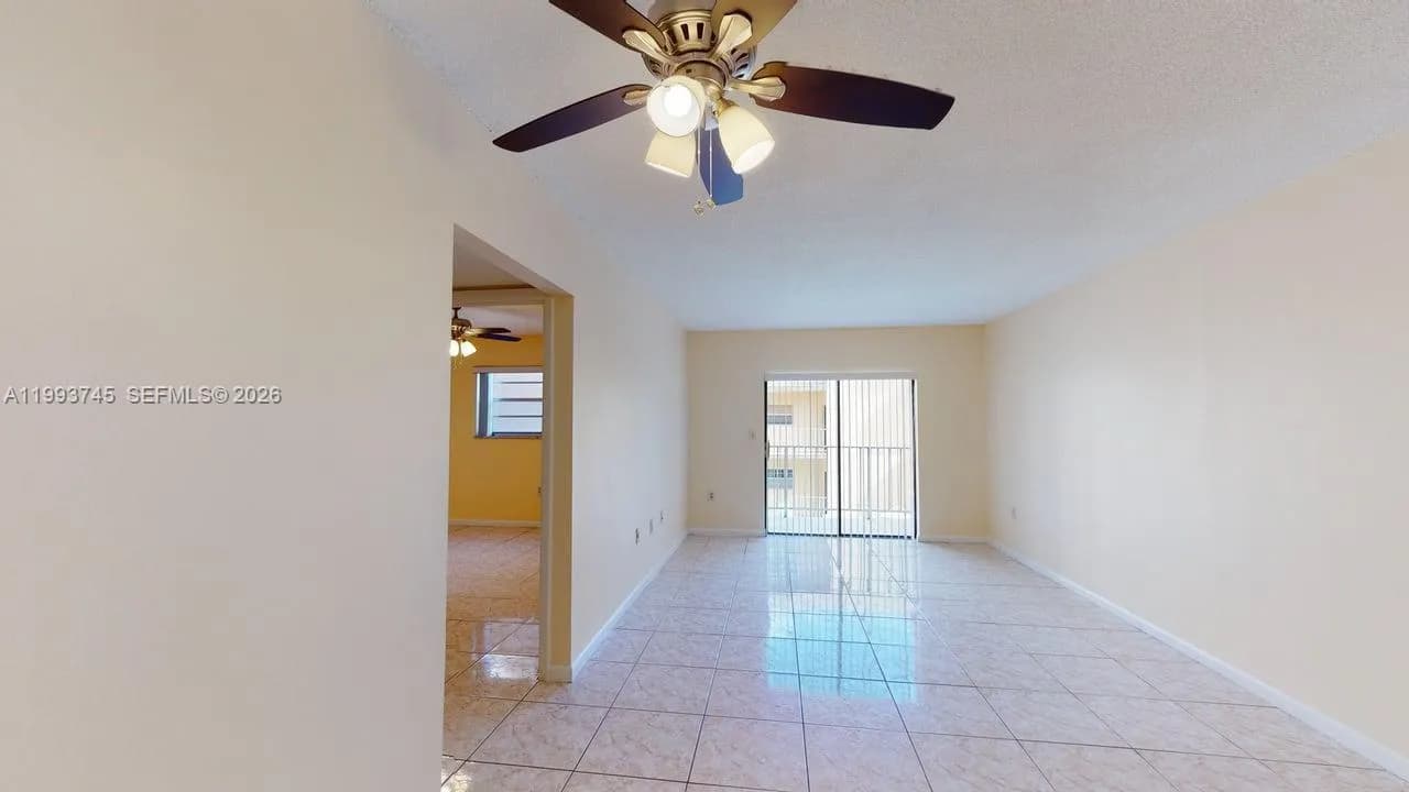 1955 NE 135th St # 301, North Miami FL 33181