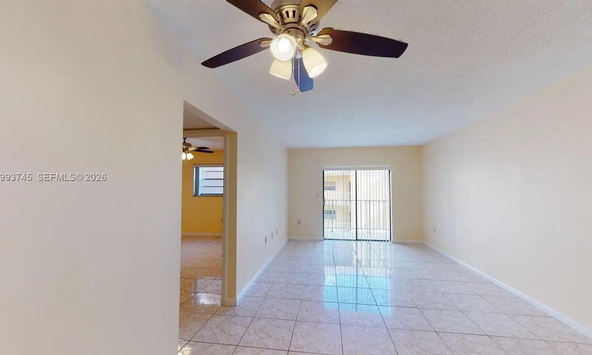 1955 NE 135th St # 301, North Miami FL 33181