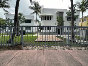 Luxury Living in Miami Beach’s Iconic Art Deco District: A Closer Look at 551 Michigan Ave #123 2 551 Michigan Ave 123 Miami Beach Front of structure 4