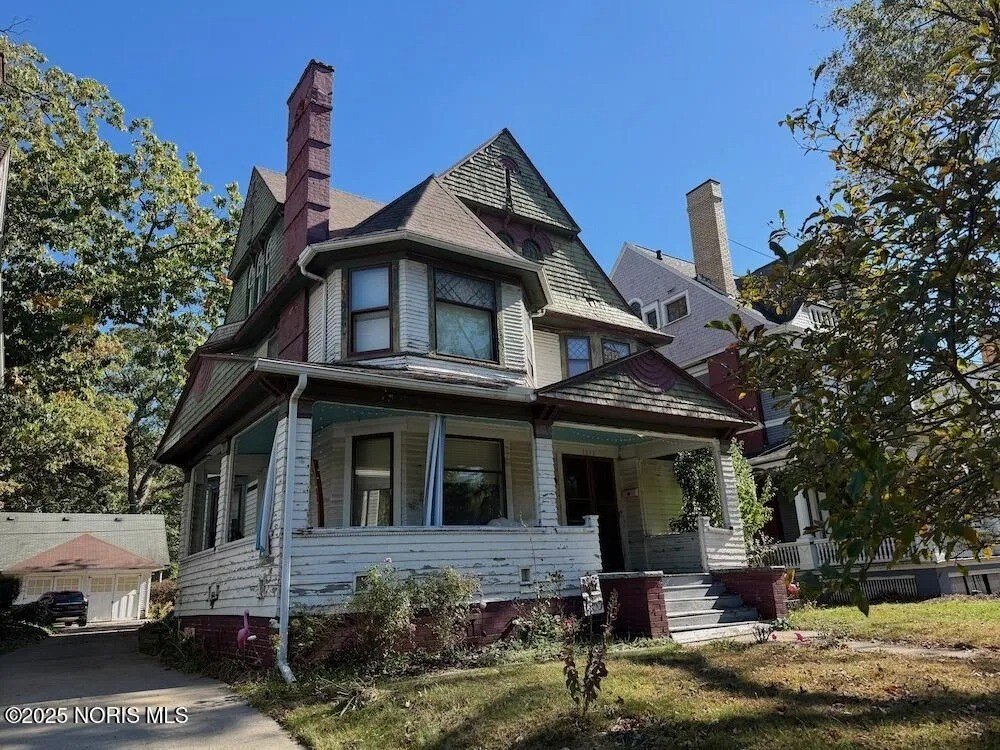 A Dream Dwelling for a Bargain Price: Renovation-Ready Abodes That You Can Buy for as Little as $47K