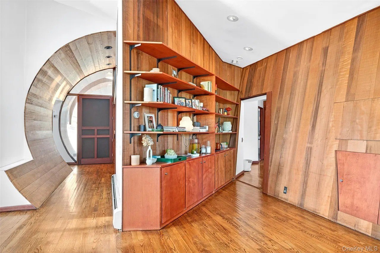 ‘Genius’ Midcentury Modern Home Designed by Jimi Hendrix’s Studio Architect Lists in Woodstock for $3.5 Million