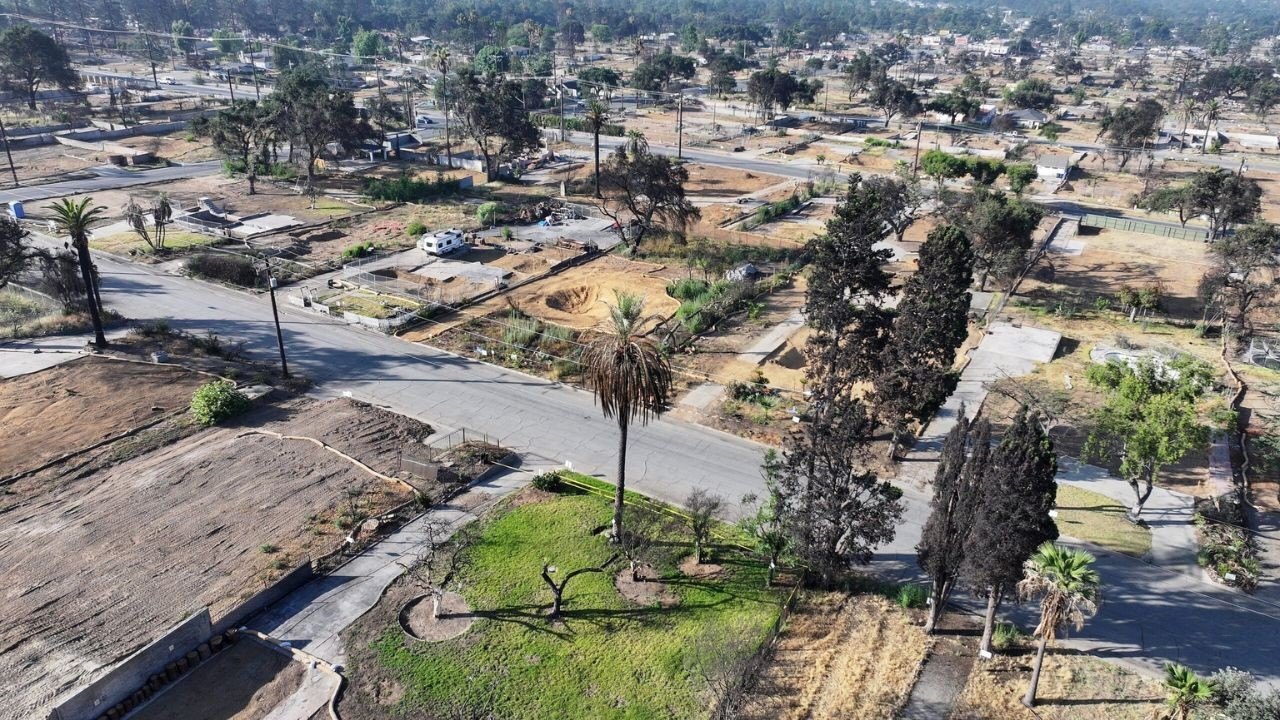 ALTADENA, CALIFORNIA