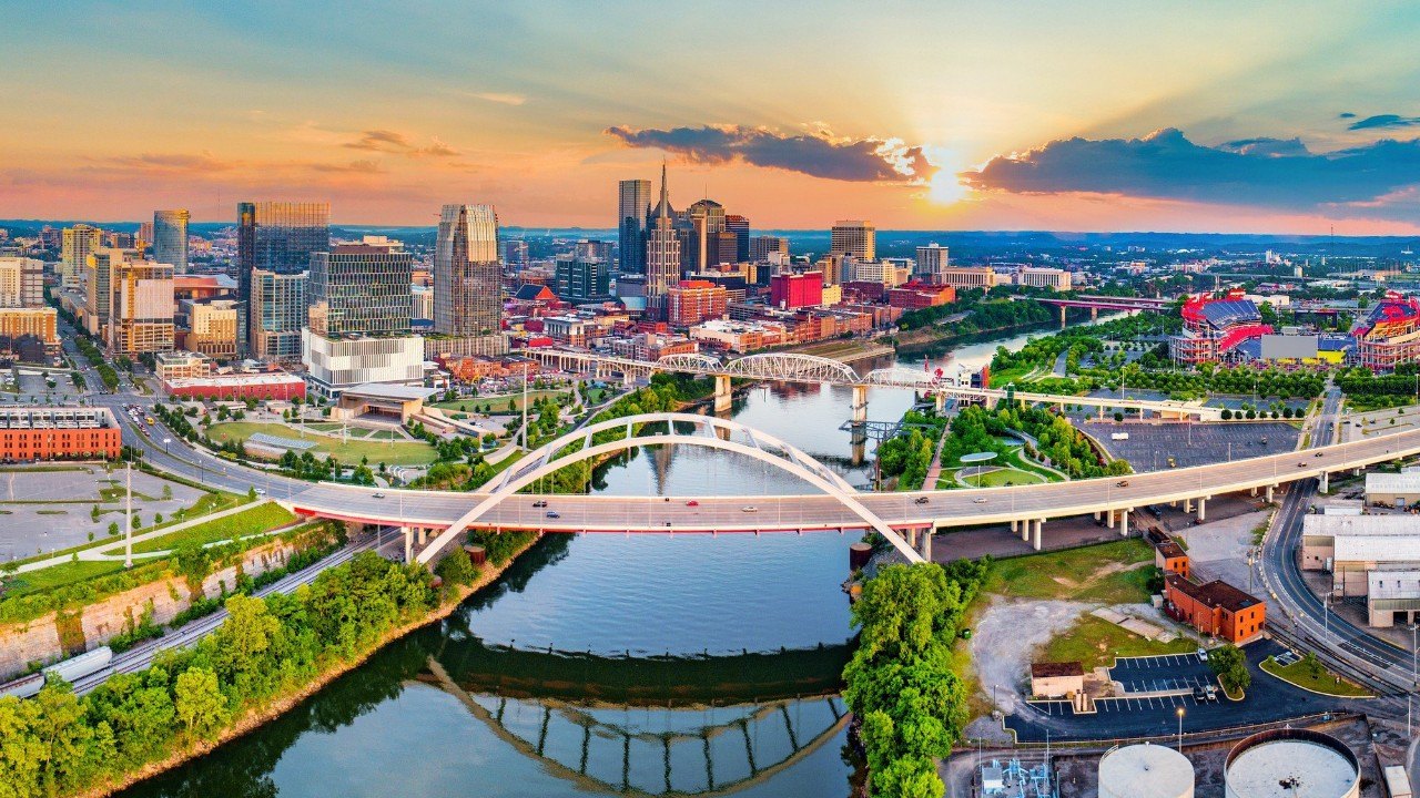 Nashville Tennessee skyline at sunset