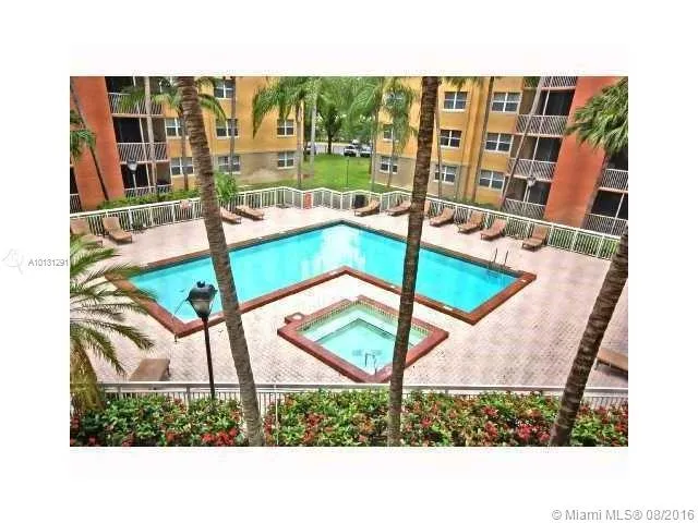 8120 Geneva Ct # 551, Doral FL 33166