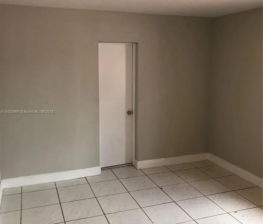 831 E 10th Pl, Hialeah FL 33010