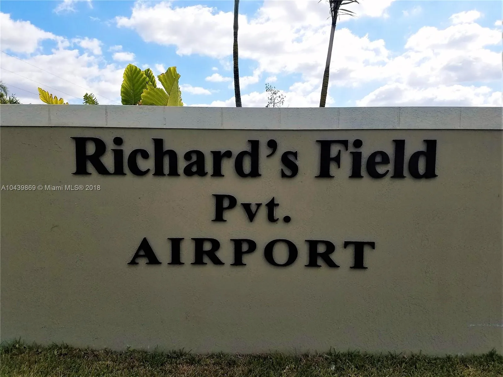 22100 SW 194th Ave, Miami FL 33170