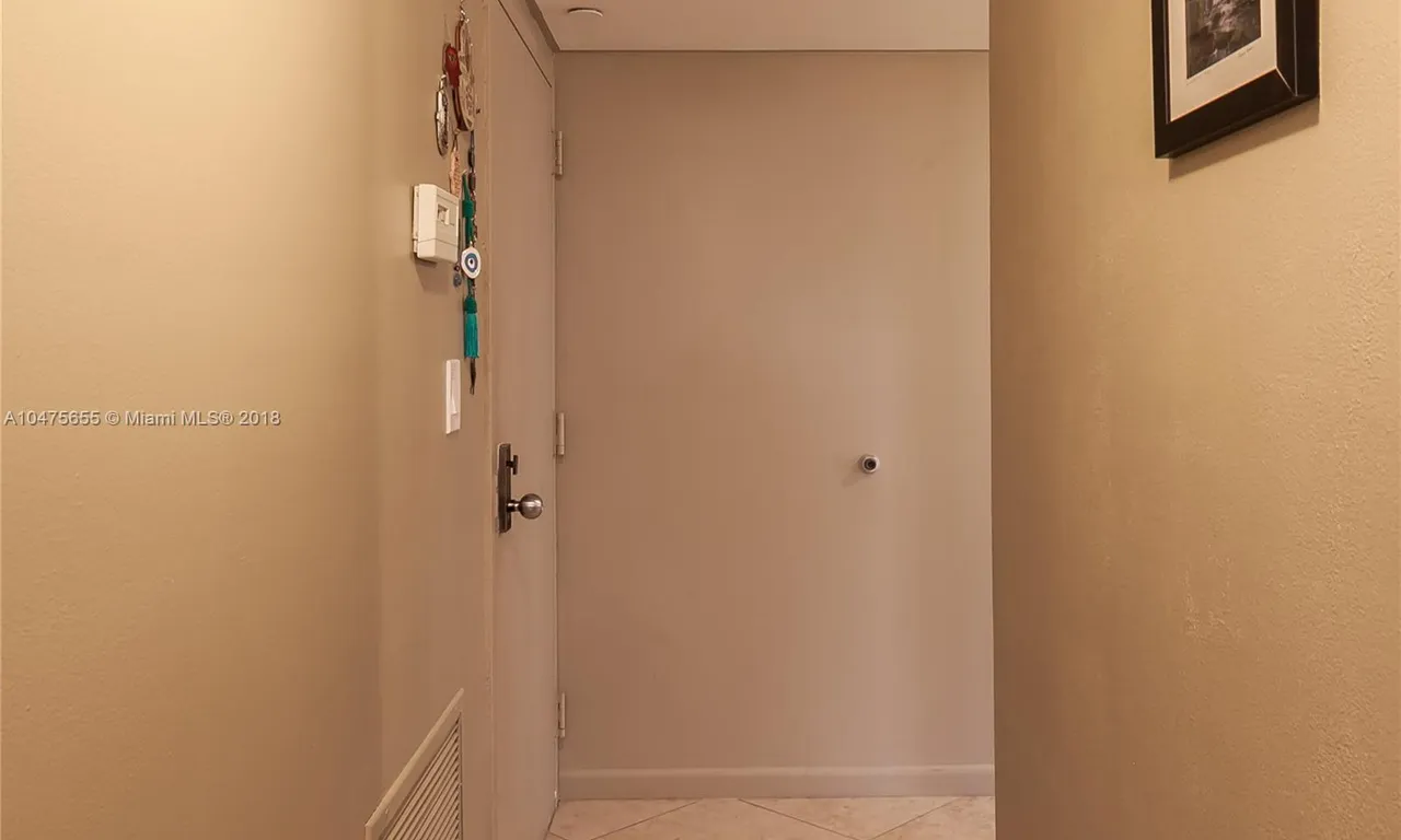 18181 NE 31st Ct # 1007, Aventura FL 33160