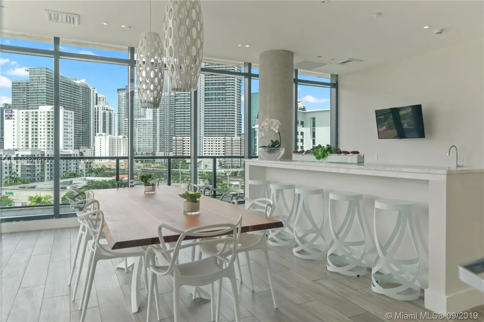 2 bedroom 2 bath for sale at 201 SW 17th Rd # 602, Miami FL 33129