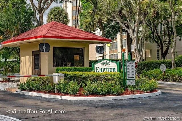 6921 Environ Blvd # 2T, Lauderhill FL 33319