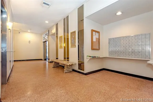 137 Golden Isles Dr # 312, Hallandale Beach FL 33009