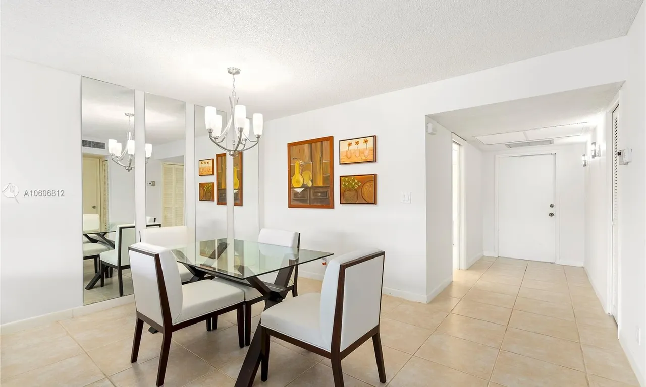 3301 S Palm Aire Dr # 106, Pompano Beach FL 33069