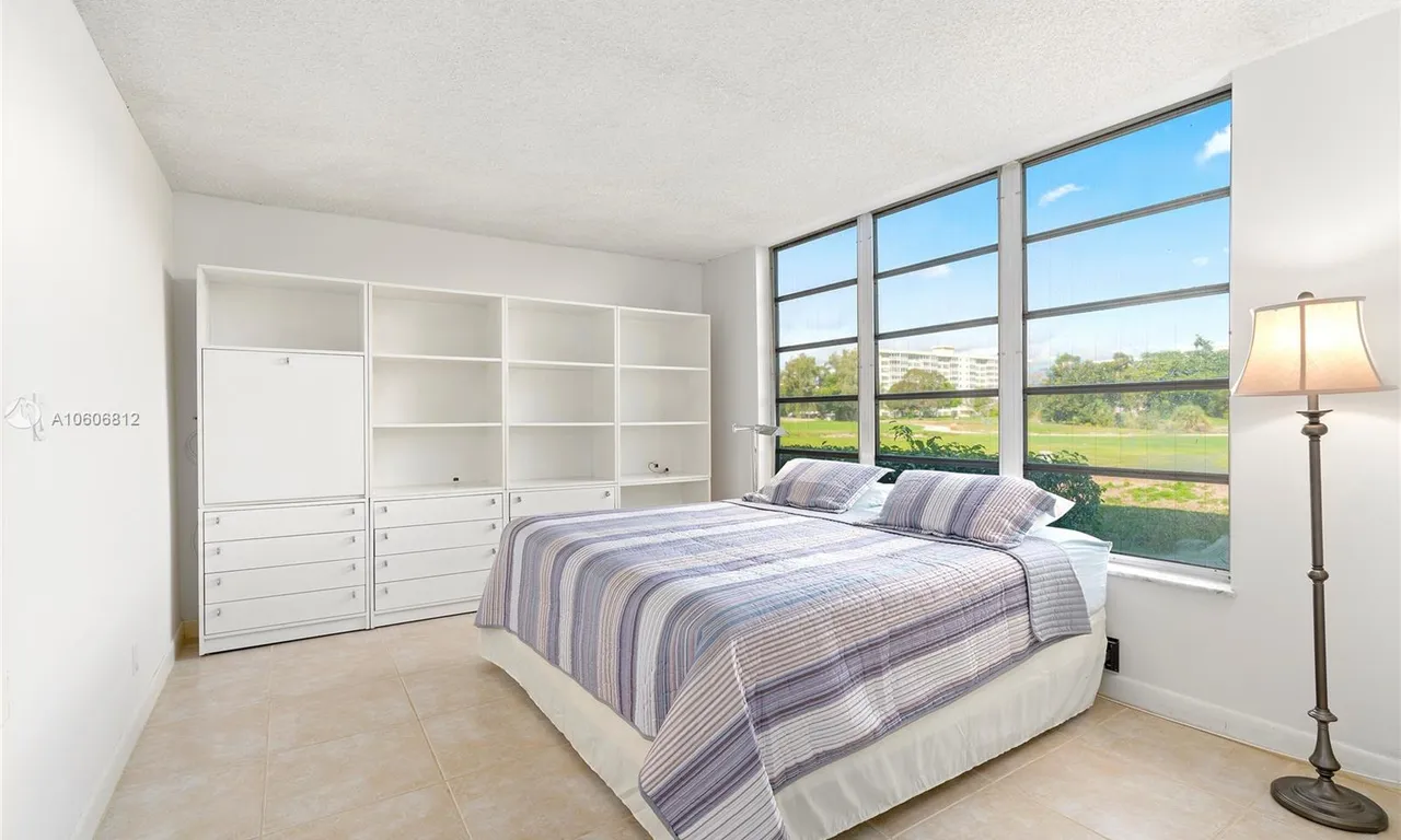 3301 S Palm Aire Dr # 106, Pompano Beach FL 33069