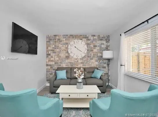 1239 NE 15th Ave, Fort Lauderdale FL 33304