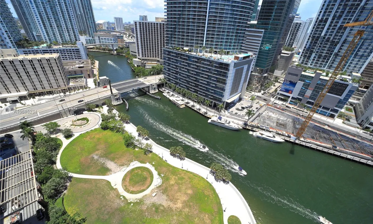 465 Brickell Ave # 2302, Miami FL 33131