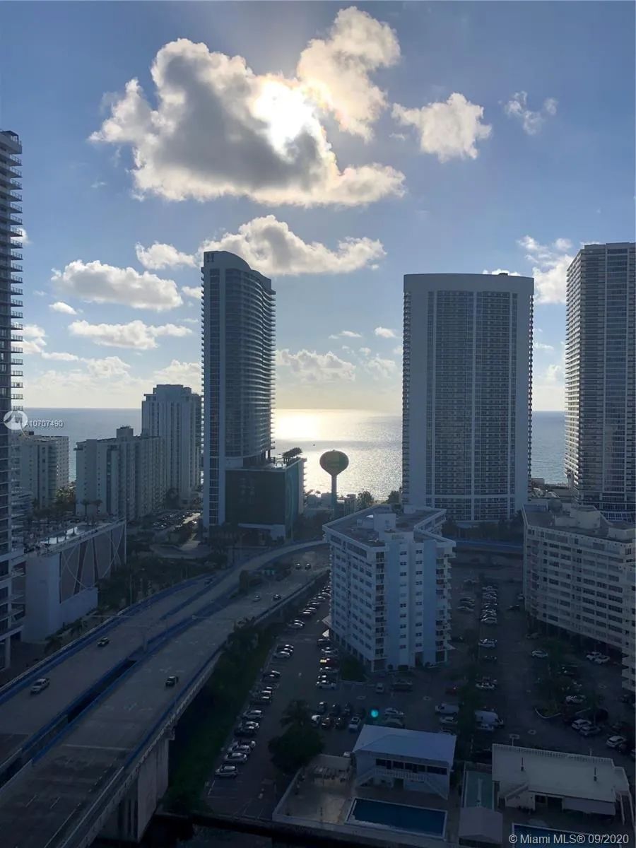 2600 E Hallandale Beach Blvd, Hallandale Beach FL 33009