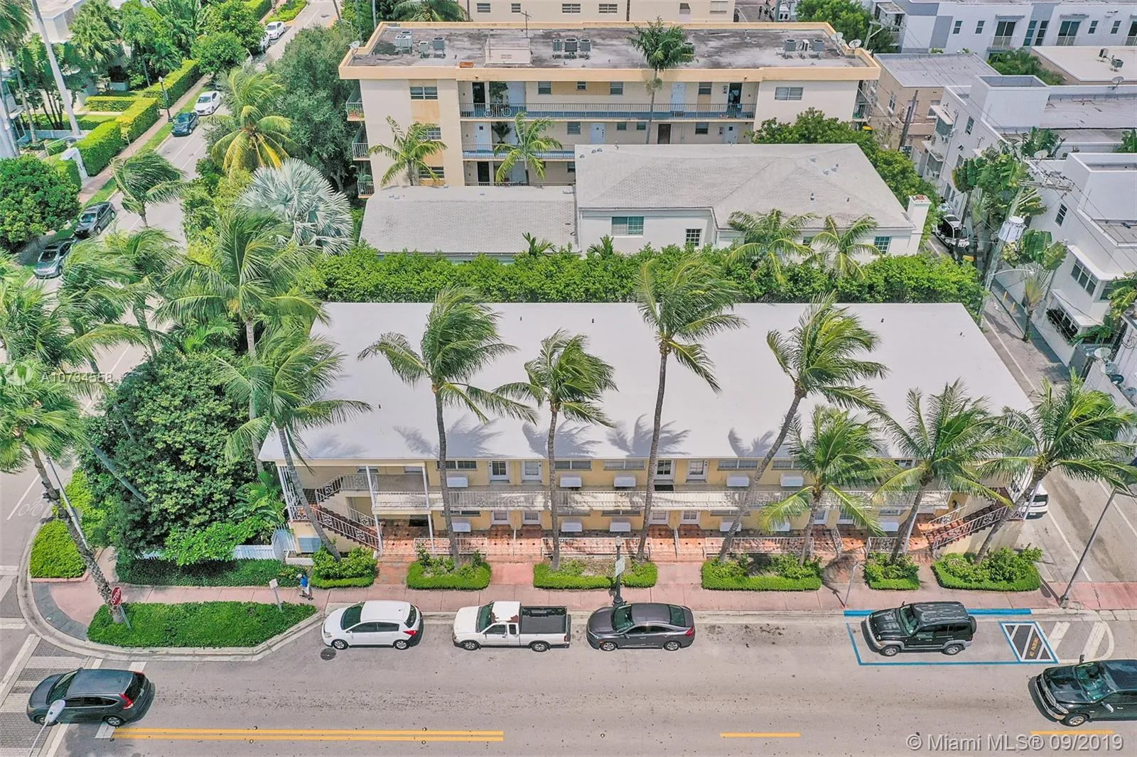 635 8th St # 106, Miami Beach FL 33139