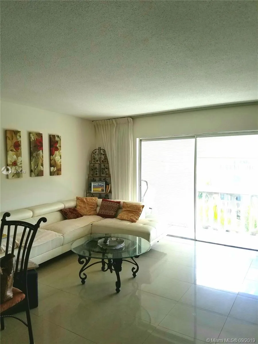 233 NE 14th Ave # 508, Hallandale Beach FL 33009