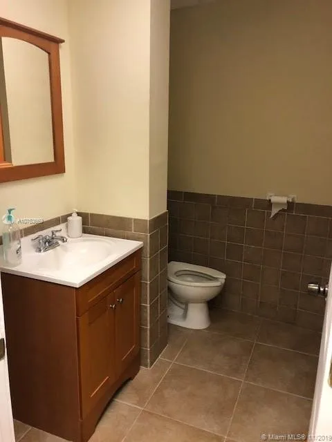 3418 N Ocean Blvd, Fort Lauderdale FL 33308