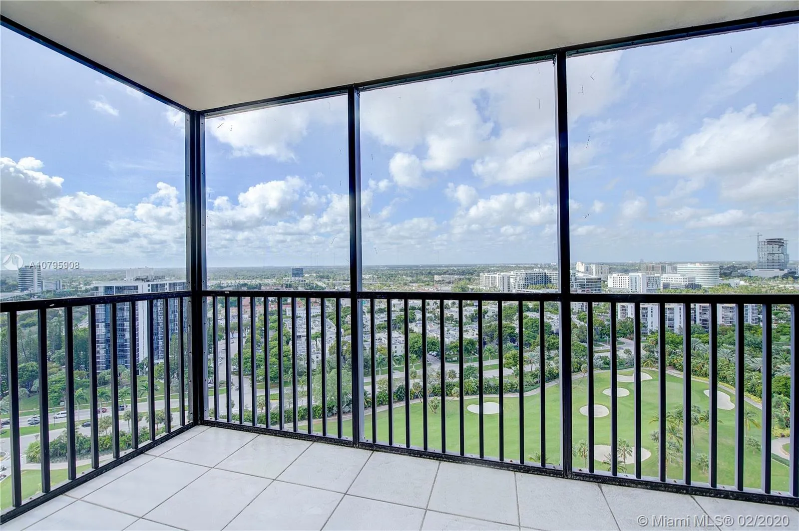 20335 W Country Club Dr # 2210, Aventura FL 33180