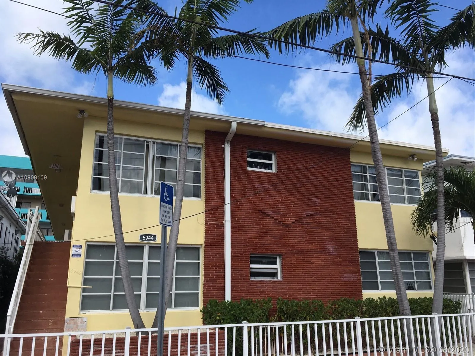 6944 Byron Ave # 1, Miami Beach FL 33141