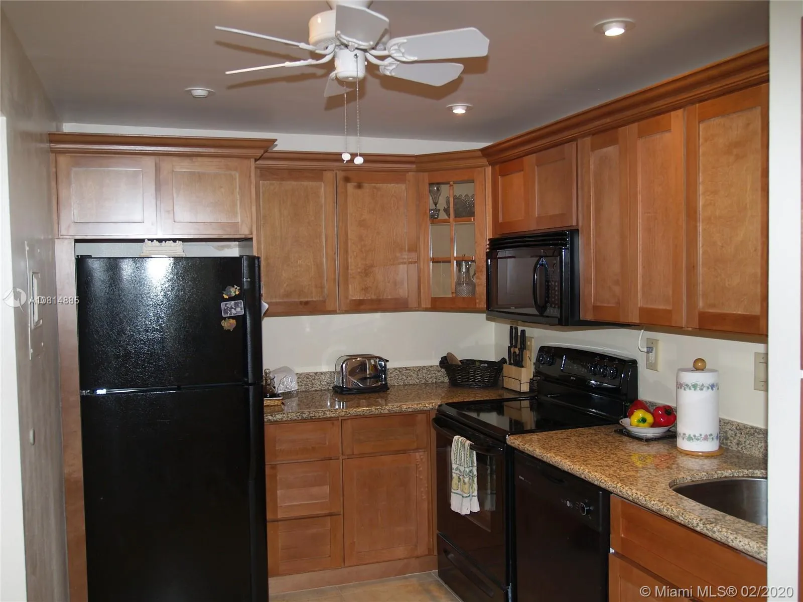 3701 N Country Club Dr # 803, Aventura FL 33180