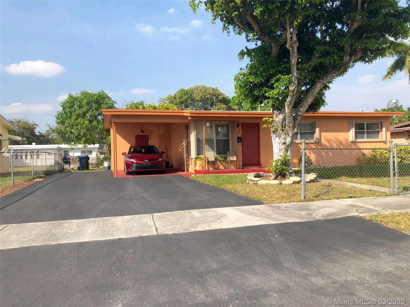 1201 NW 14th St, Fort Lauderdale FL 33311