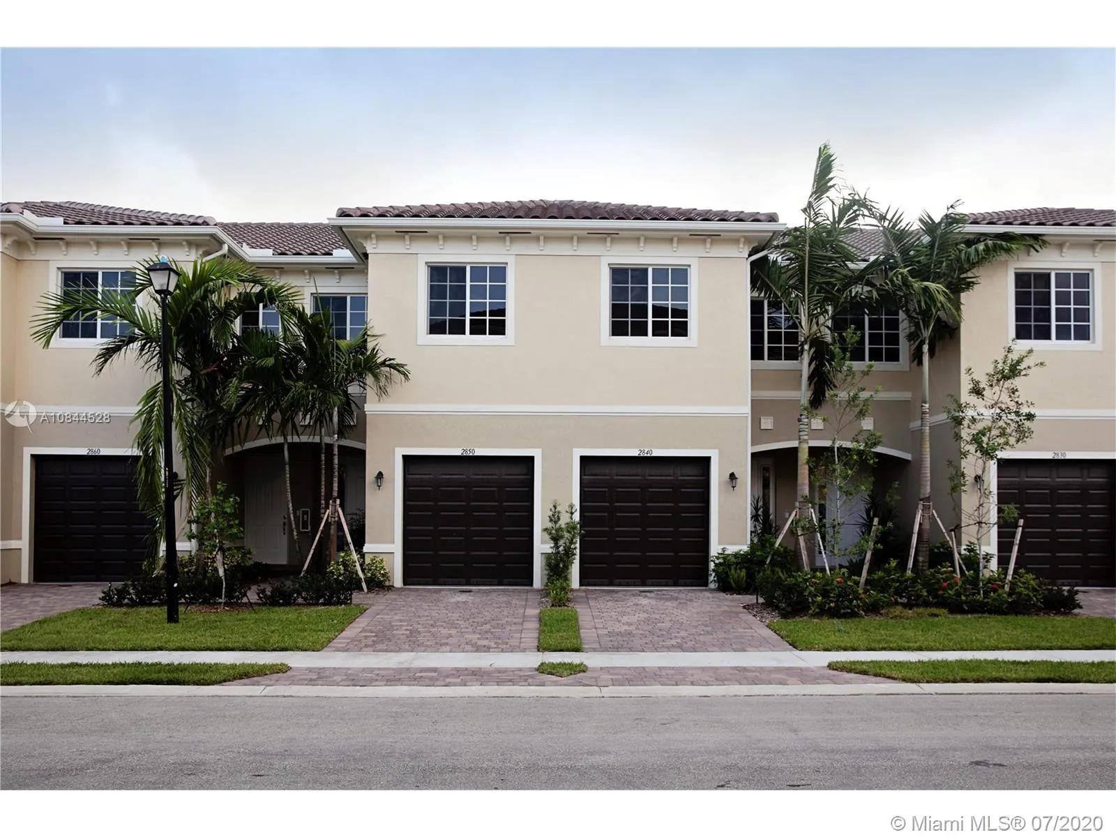 2 bedroom 2 bath for sale at 2735 SW 81st Ter # 2731, Miramar FL 33025