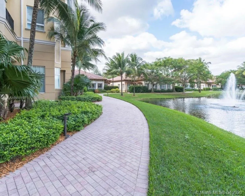 1 bedroom 1 bath for sale at 16102 Emerald Estates Dr # 428, Weston FL 33331