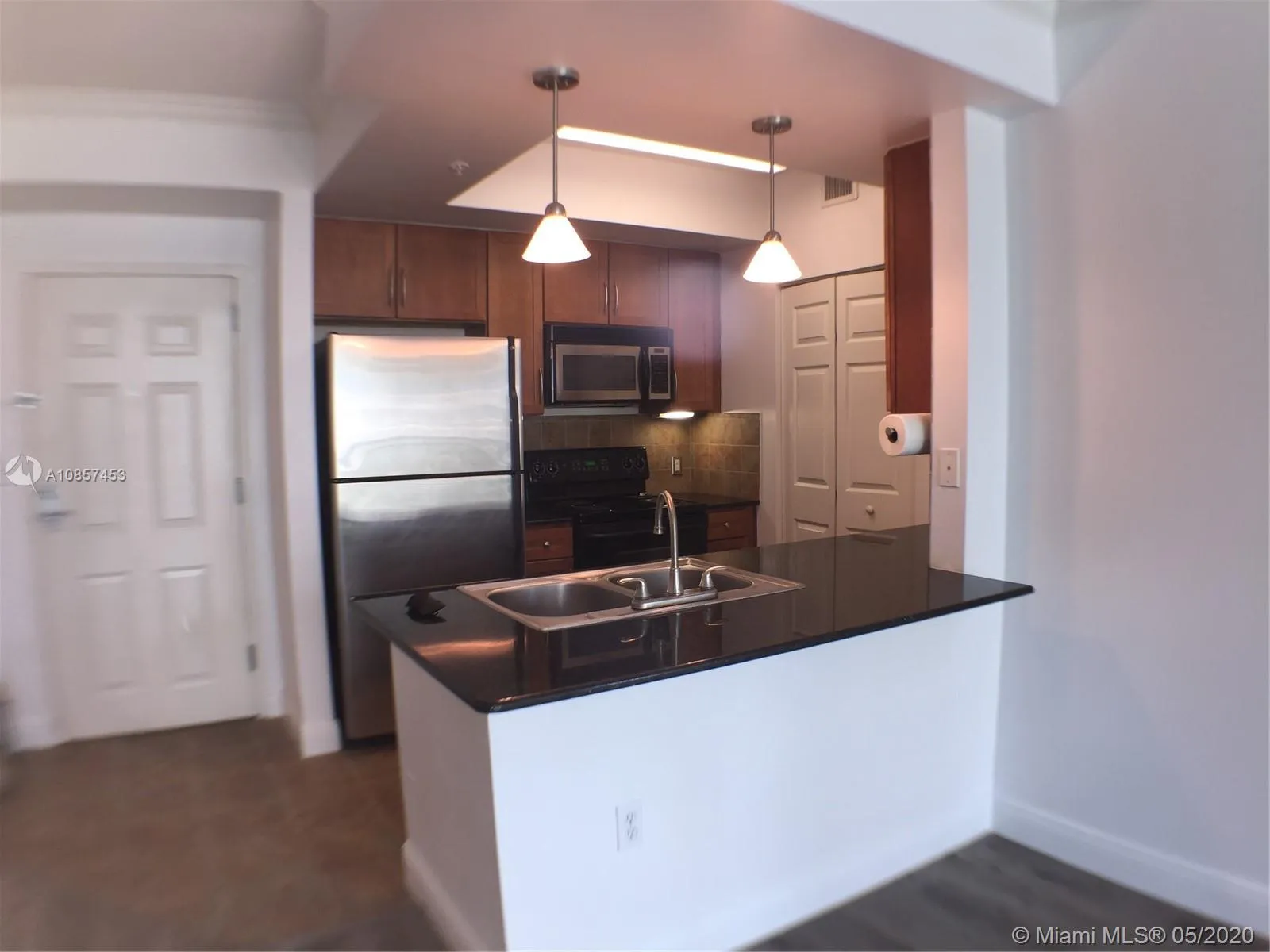 2000 N Bayshore Dr # 303, Miami FL 33137